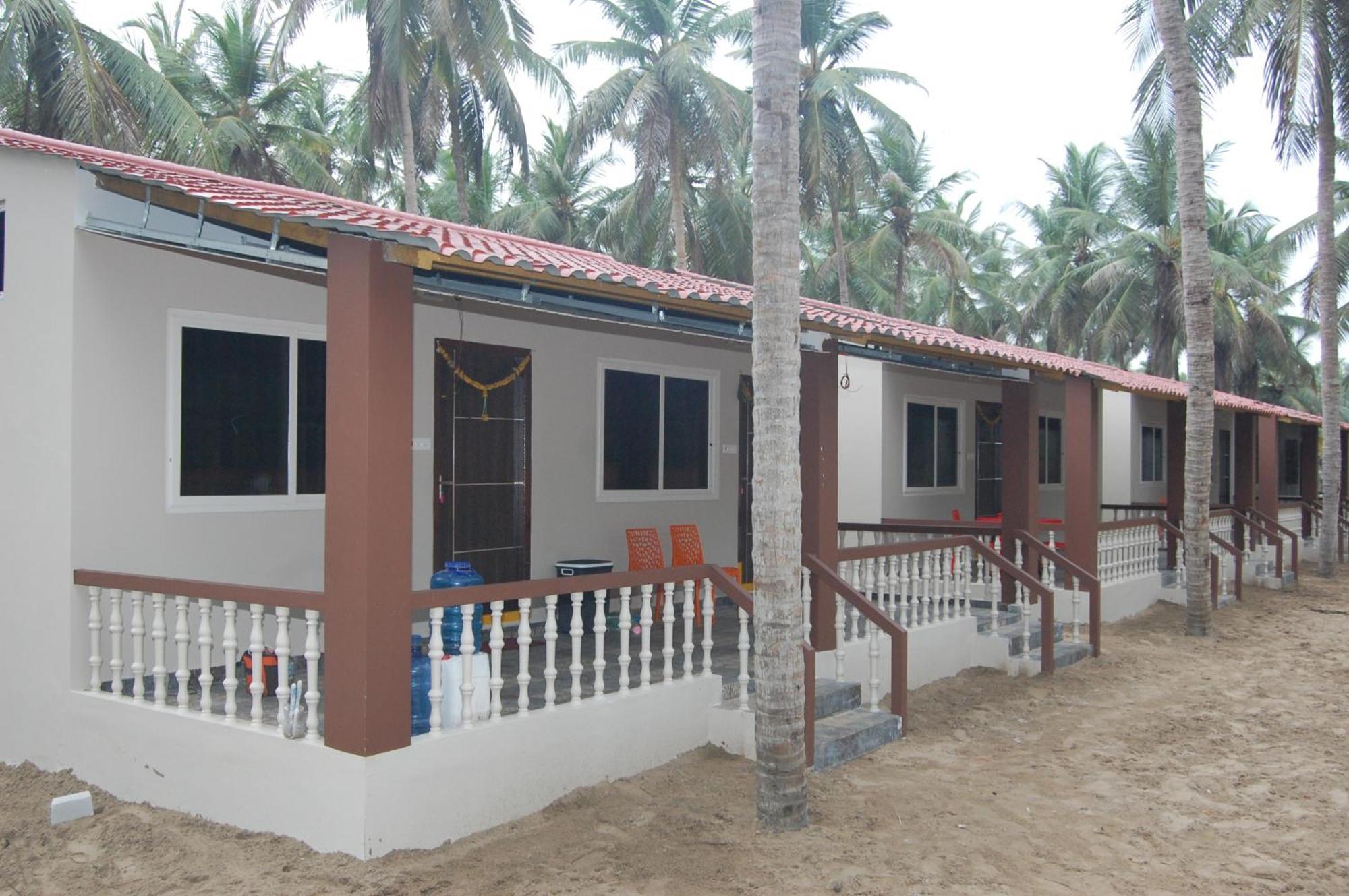 Coastline Beach Resort Perupalem Exteriör bild