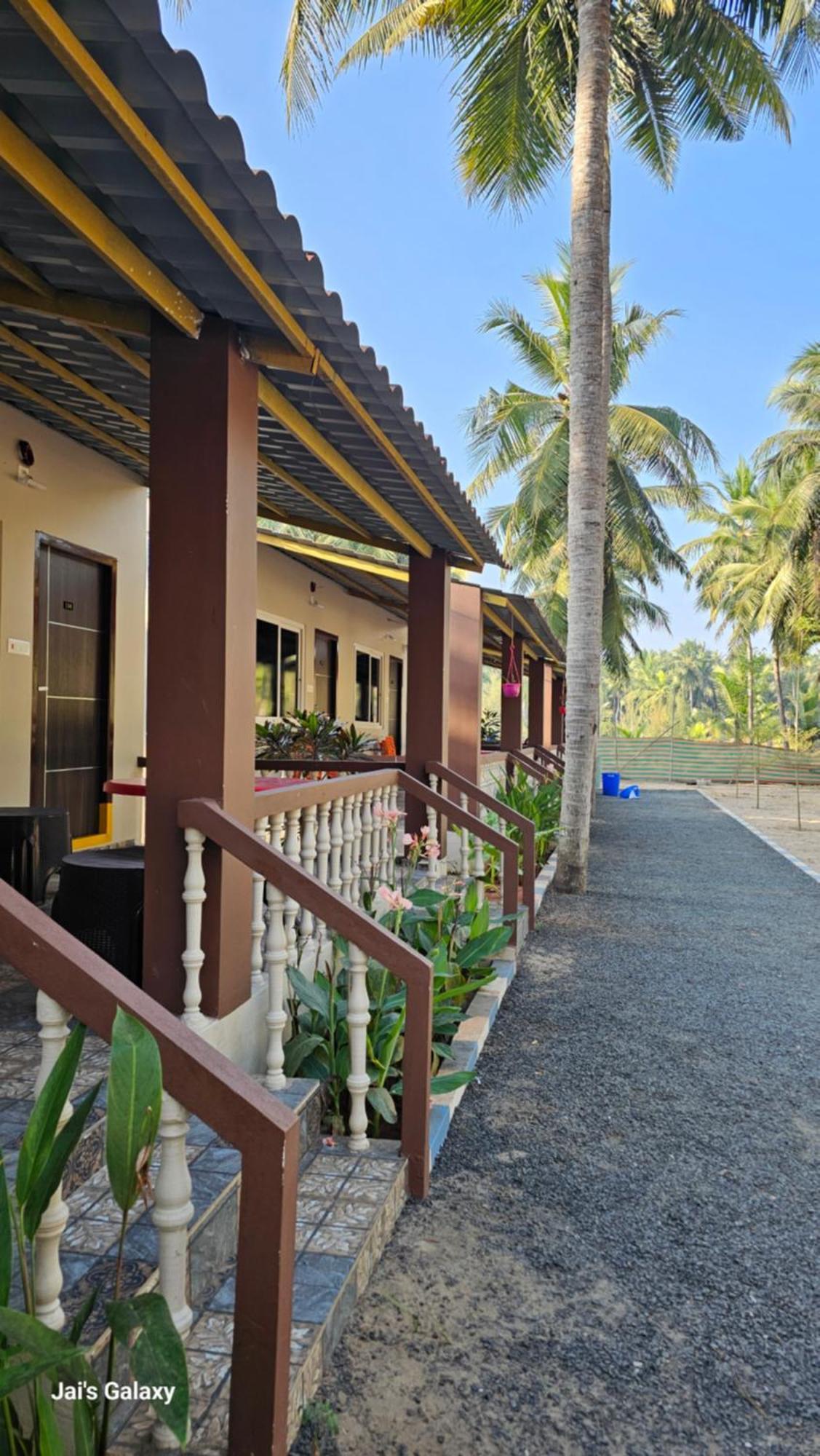 Coastline Beach Resort Perupalem Exteriör bild